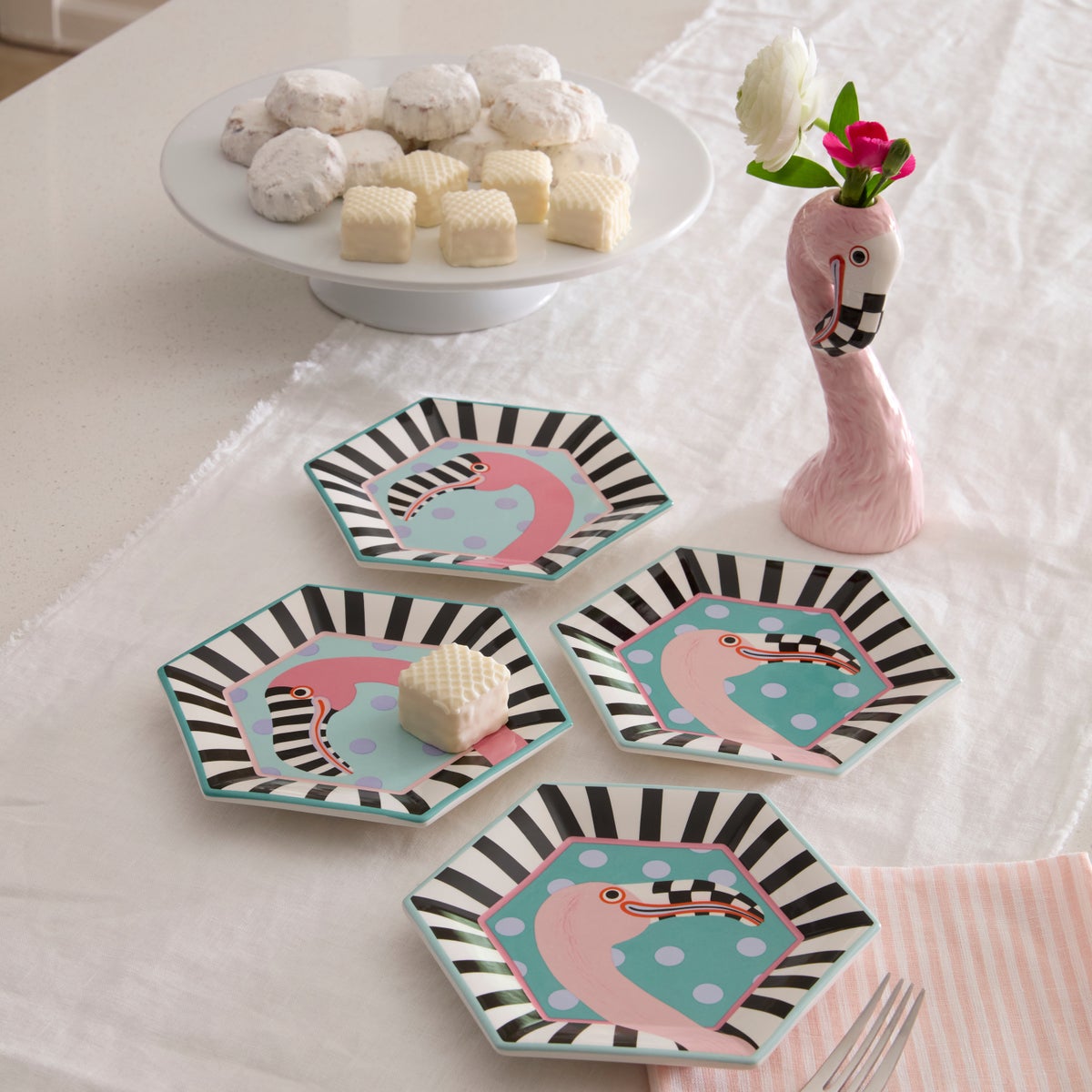 Patience Brewster Flamingo Ceramic Bud Vase - Image 5