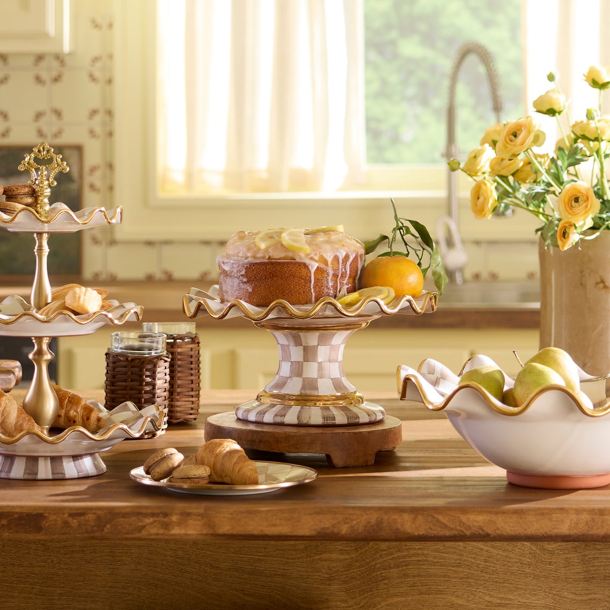Mocha Check Ceramic Fluted Cake Stand - Image 3