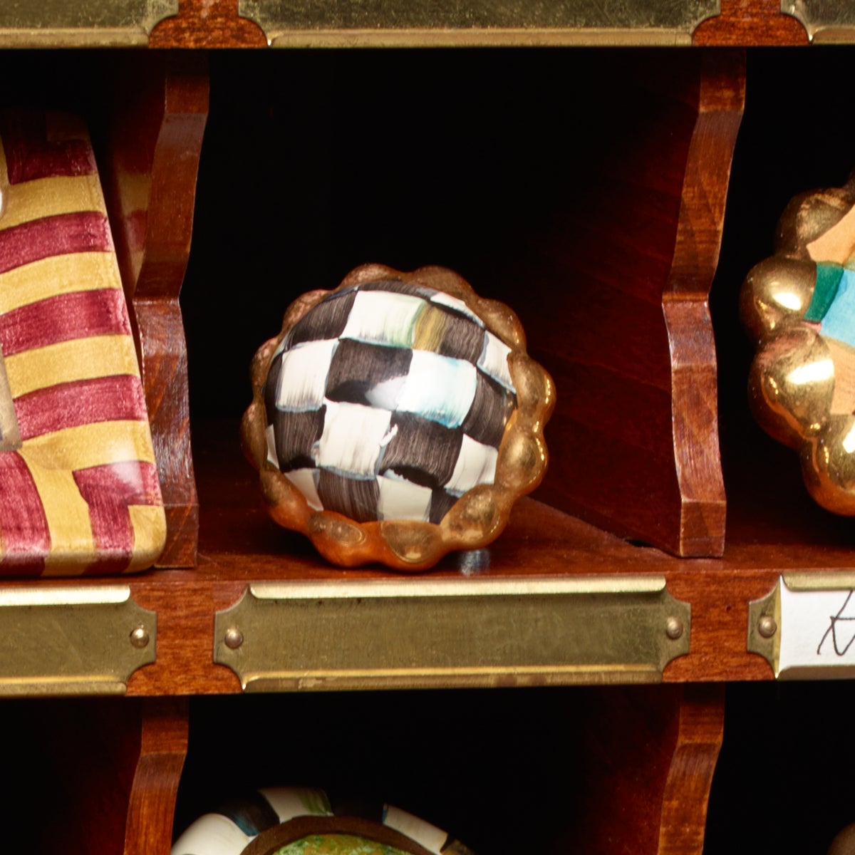 Courtly Check Petit Four Round Knob - Image 8