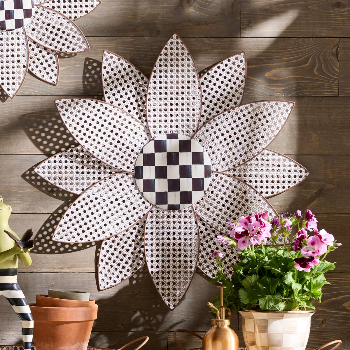 Cane Large Wallflower - Image 3