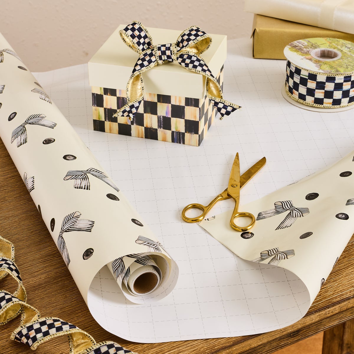 Pretty as a Bow Gift Wrap, Set of 2 - Image 2