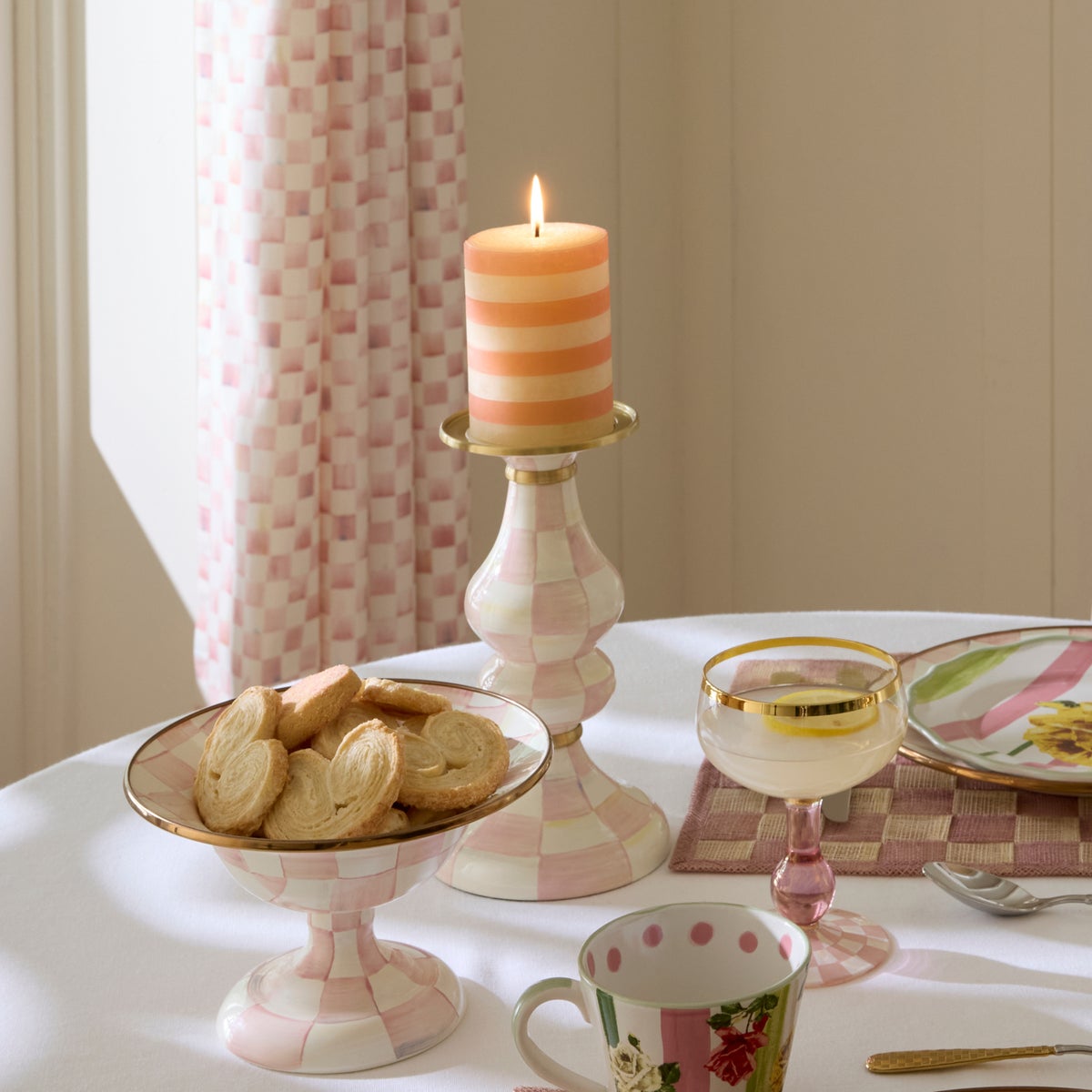 Pink Hearts 4" Pillar Candle - Image 3