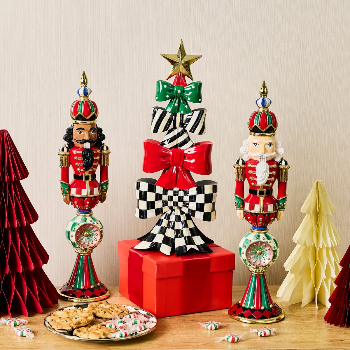 Timeless Tartan Resin Reflector Black Nutcracker - Image 2