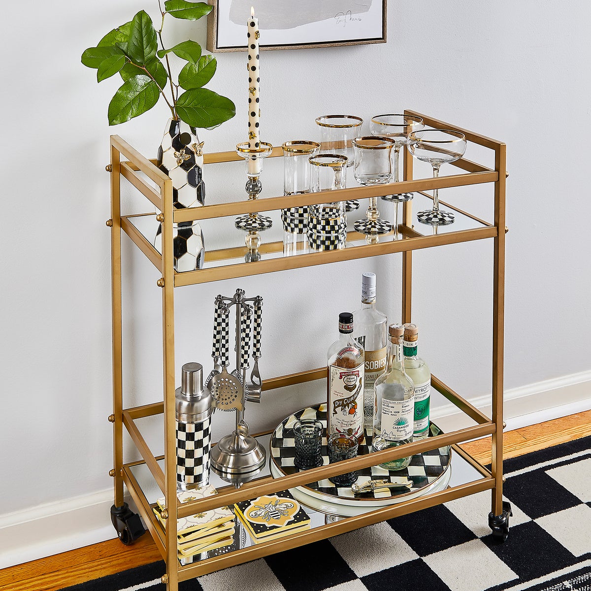Queen Bee Vase - Image 5