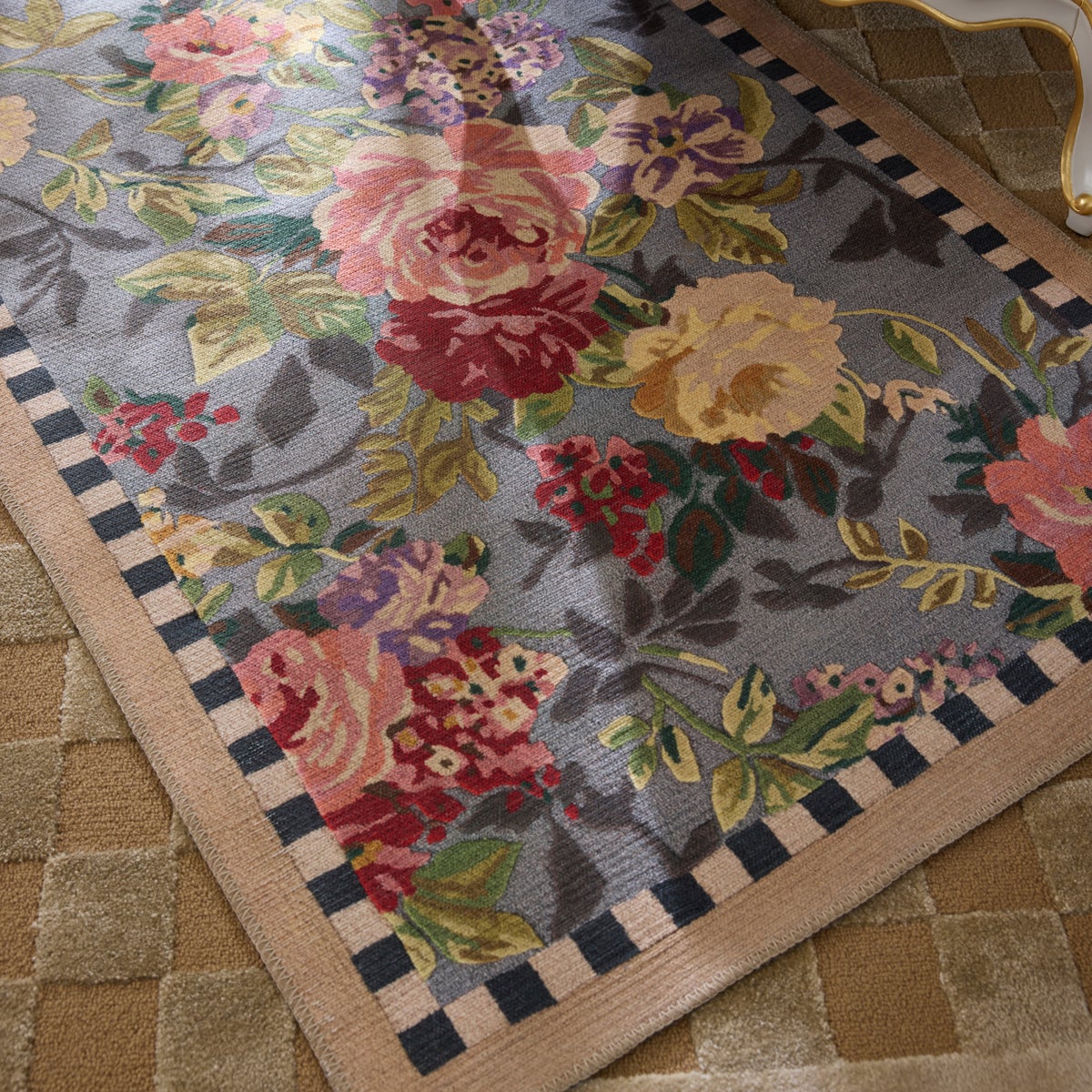 Tudor Rose 3' x 5' Washable Rug - Image 2