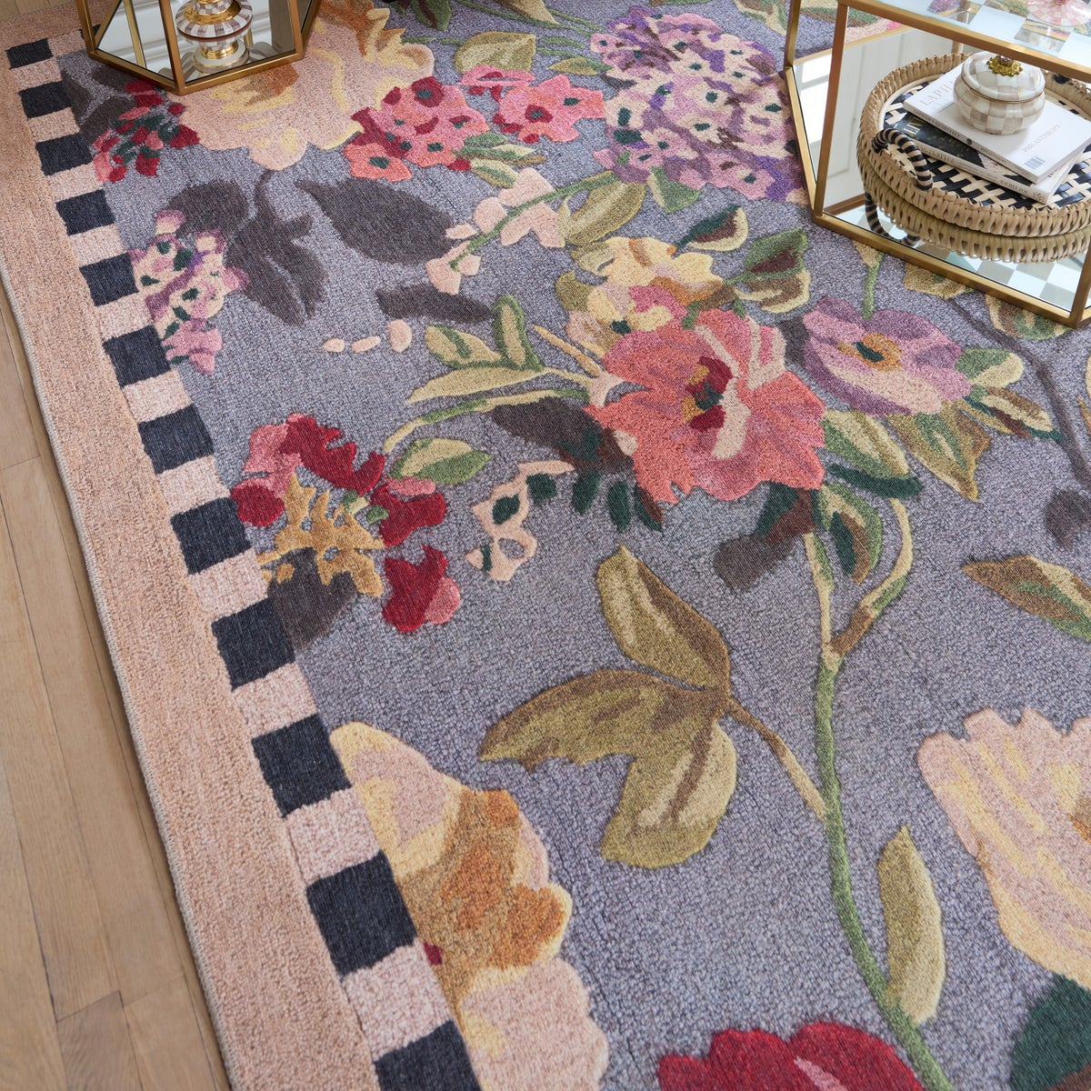 Tudor Rose 8' x 10' Washable Rug - Image 4