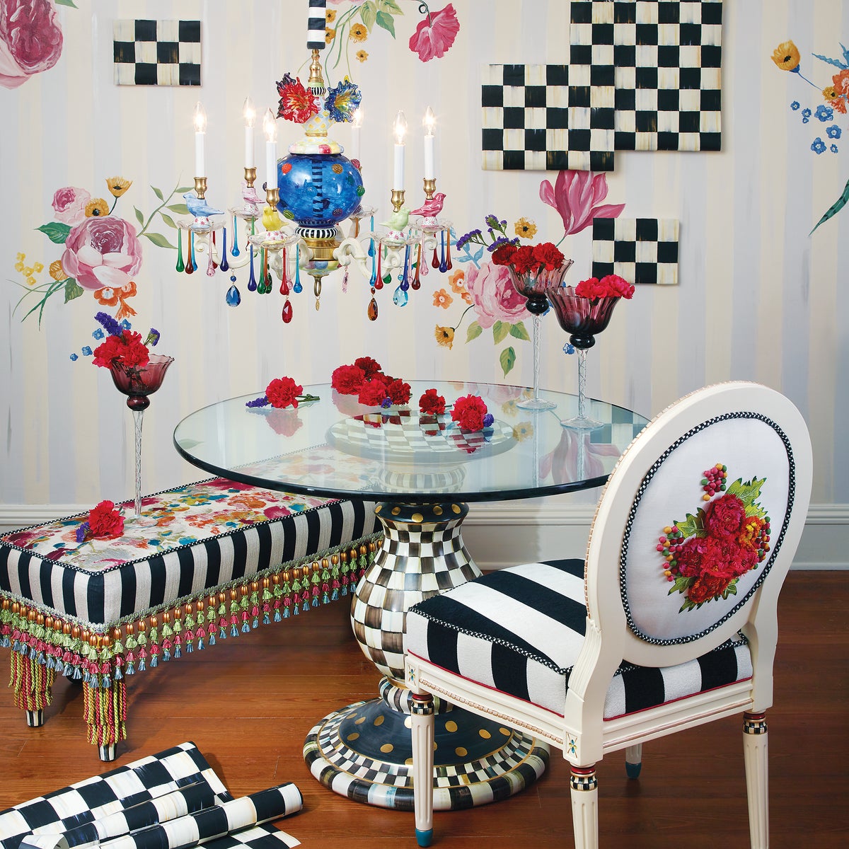Courtly Check Wallpaper - Image 5