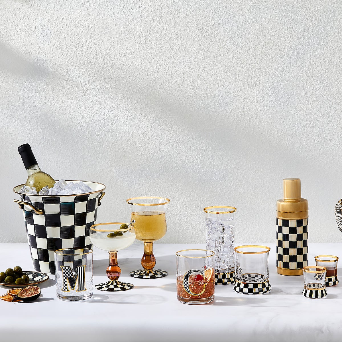 Courtly Check Wine Glass - Image 3