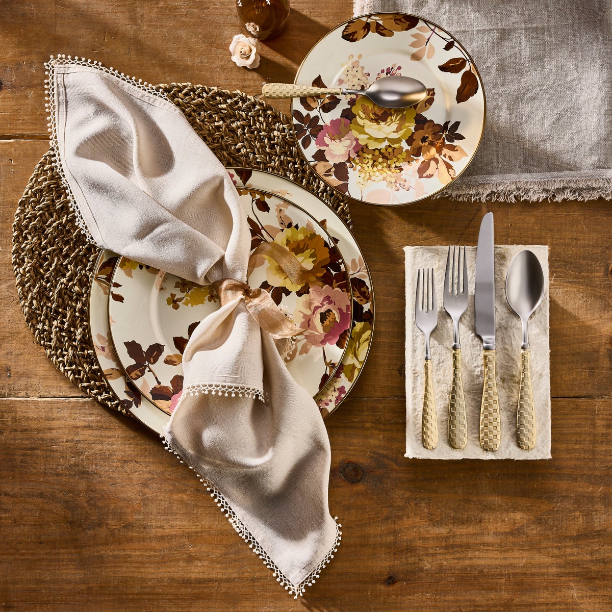 Wild Rose White Salad Plate - Image 2
