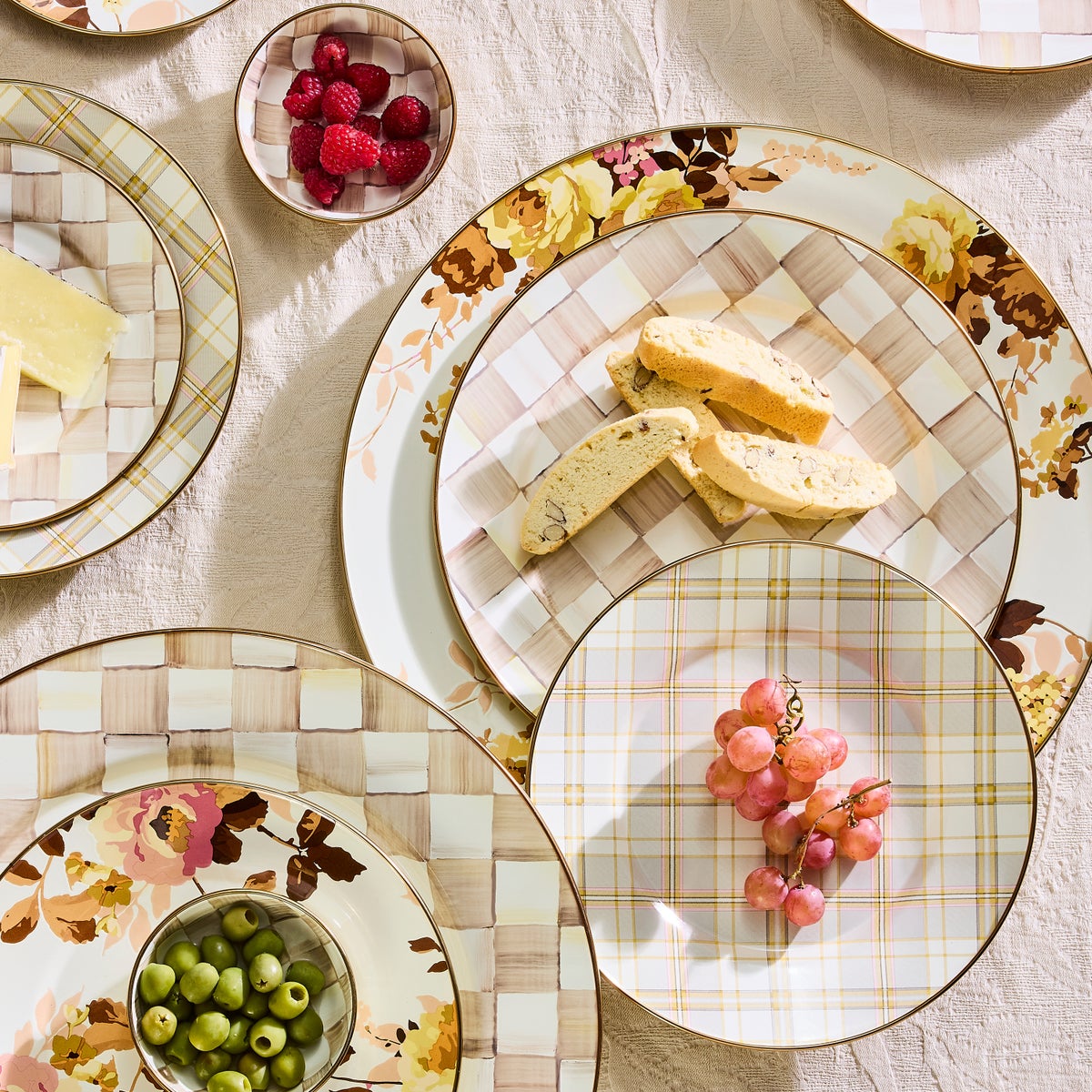 Wild Rose White Serving Platter - Image 2