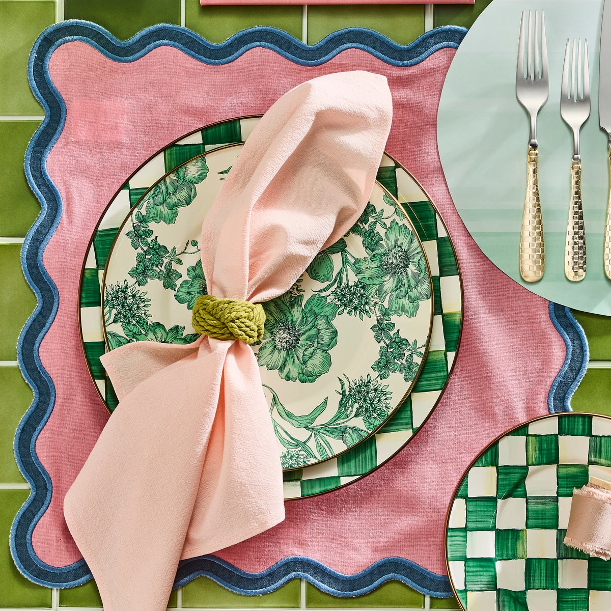 Emerald English Garden Dinner Plate - Image 5