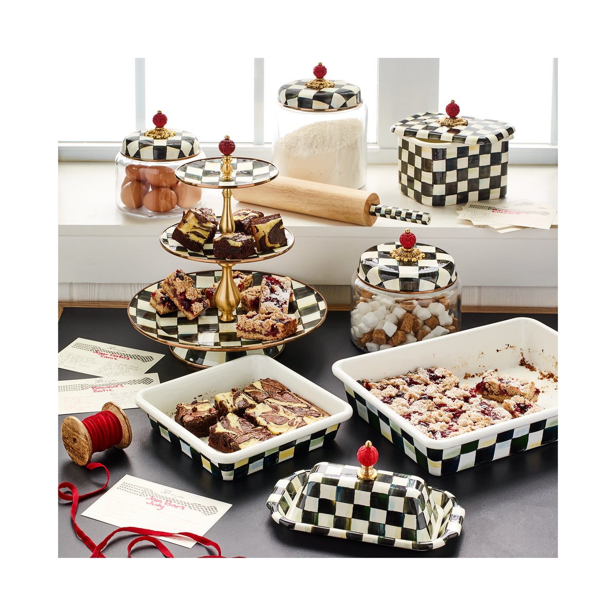 Courtly Check Three Tier Sweet Stand - Image 2
